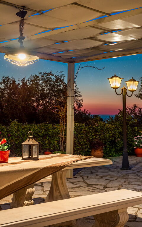 Villa Irida: Balkon / Terrasse / Patio