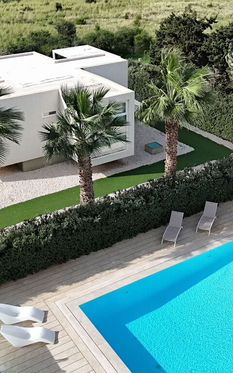 Villa Pizzolungo: Ansichten, Draussen, Schwimmbad