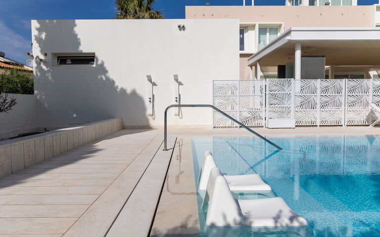 Villa Pizzolungo: Schwimmbad