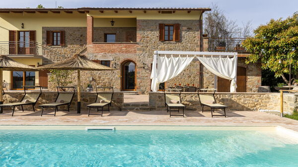 Villa Anna: Außen, Draussen