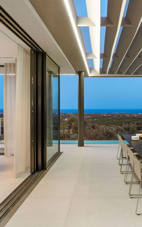 Villa Calypso: Ansichten, Außen, Balkon / Terrasse / Patio, Draussen