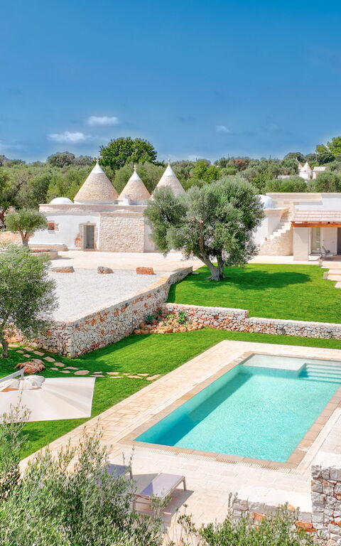 Trulli di Luccio: Außen, Draussen, Schwimmbad