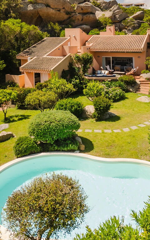 Villa Cala Serena: Außen, Draussen