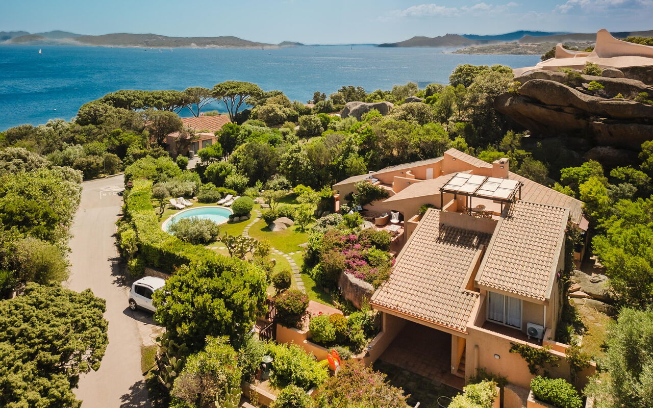 Villa Cala Serena: Ansichten, Außen, Draussen