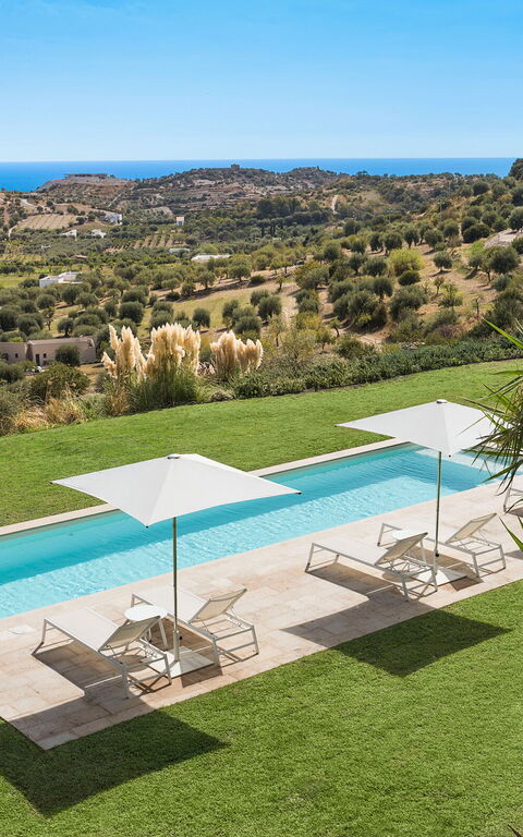 Villa Petite Afrique: Außen, Draussen, Garten, Schwimmbad