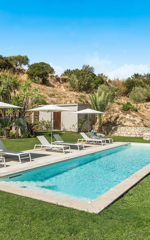 Villa Petite Afrique: Außen, Draussen, Garten, Schwimmbad