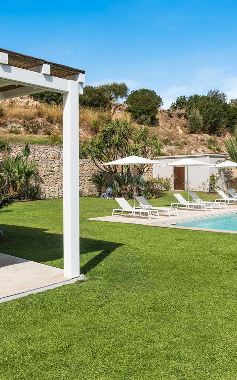 Villa Petite Afrique: Außen, Draussen, Garten, Schwimmbad