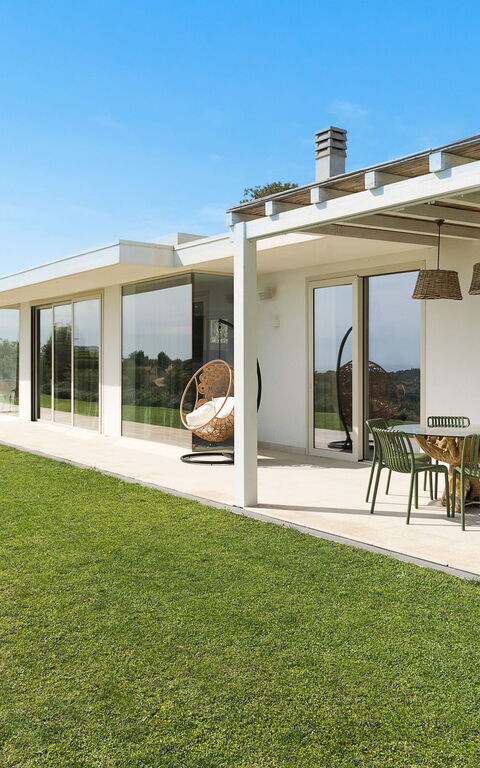 Villa Petite Afrique: Außen, Draussen, Garten