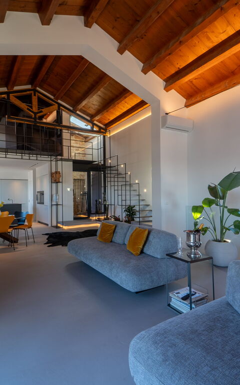 Punta Marina Luxury House: Wohnzimmer