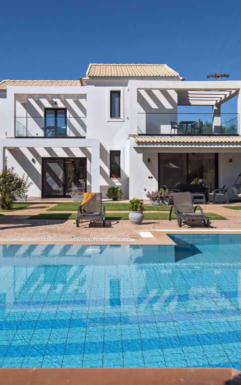 Villa Melitti: Außen, Draussen, Schwimmbad