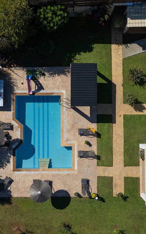 Villa Melitti: Ansichten, Außen, Draussen, Garten, Schwimmbad