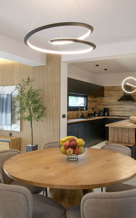 Villa Melitti: Küche, Wohnzimmer