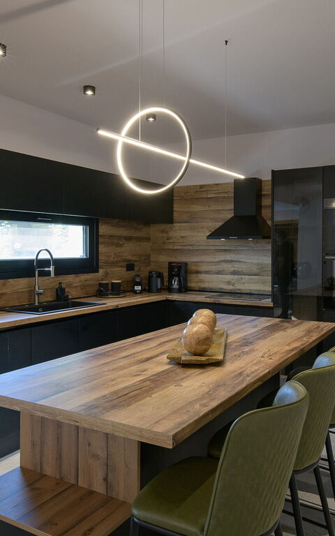 Villa Melitti: Esszimmer, Küche