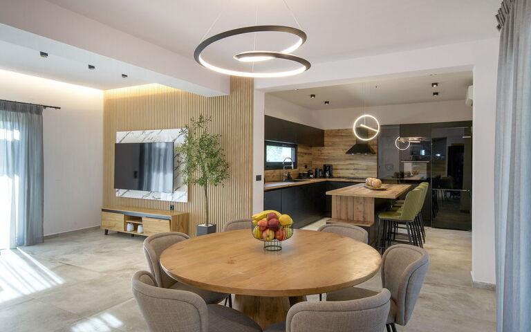 Villa Melitti: Küche, Wohnzimmer