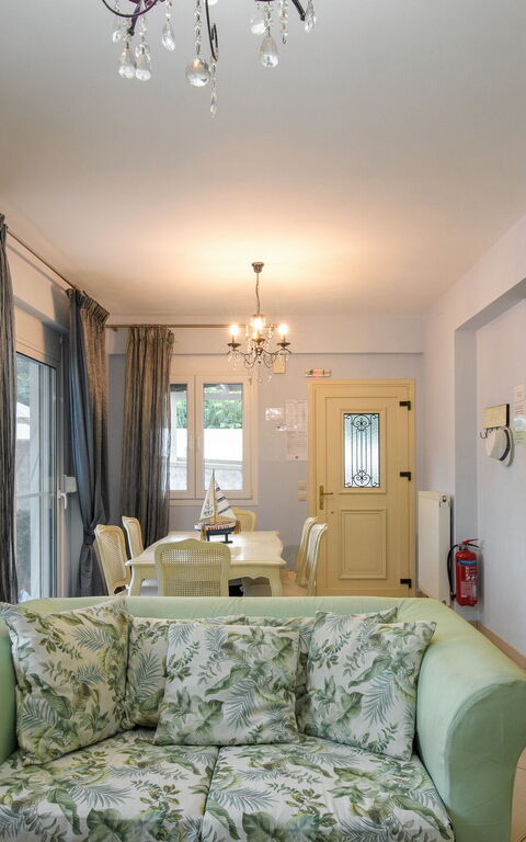 Doctor'S House: Wohnzimmer