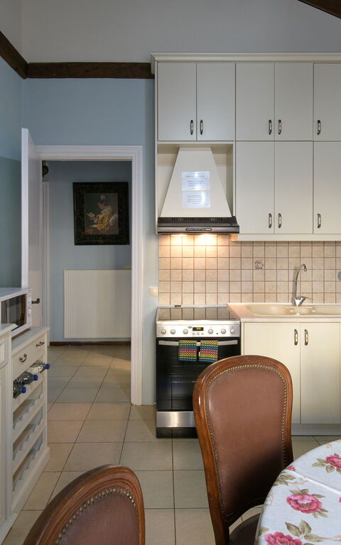 Doctor'S House: Esszimmer, Küche