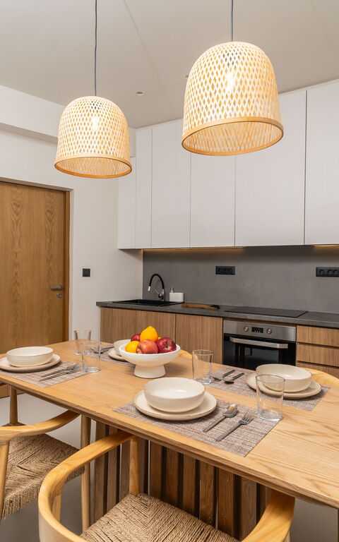 Lofos Horizon Villa: Esszimmer, Küche