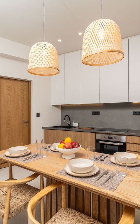 Lofos Horizon Villa: Esszimmer, Küche