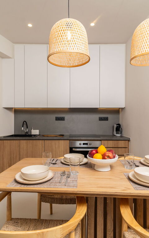 Lofos Horizon Villa: Esszimmer, Küche