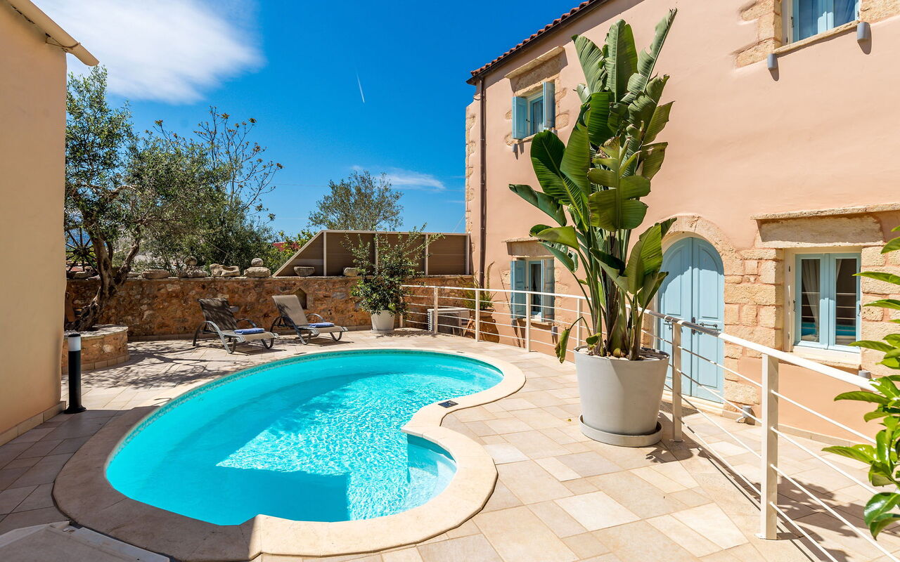 Villa Cava: Außen, Draussen, Schwimmbad