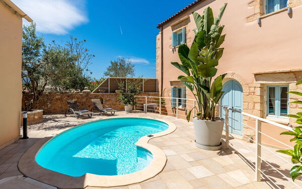 Villa Cava: Außen, Draussen, Schwimmbad