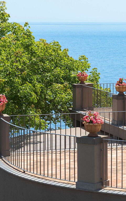Villa Continella: Ansichten, Außen, Balkon / Terrasse / Patio, Draussen