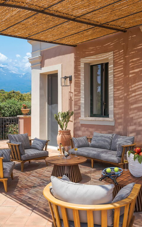 Villa Continella: Außen, Balkon / Terrasse / Patio, Draussen