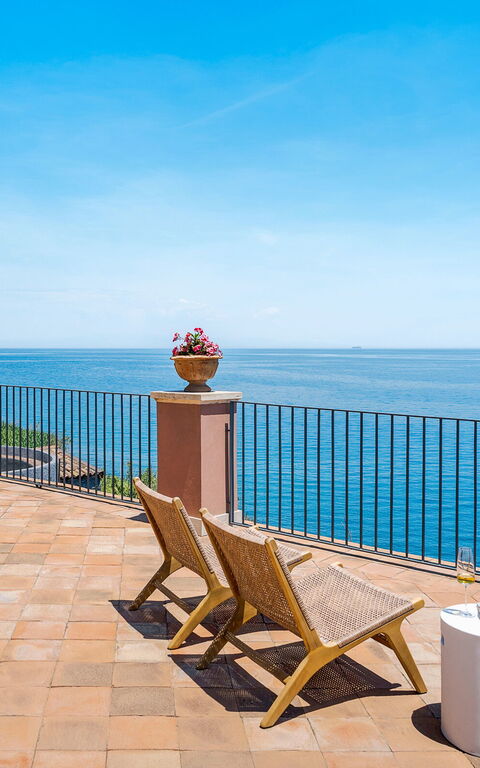 Villa Continella: Ansichten, Außen, Balkon / Terrasse / Patio, Draussen