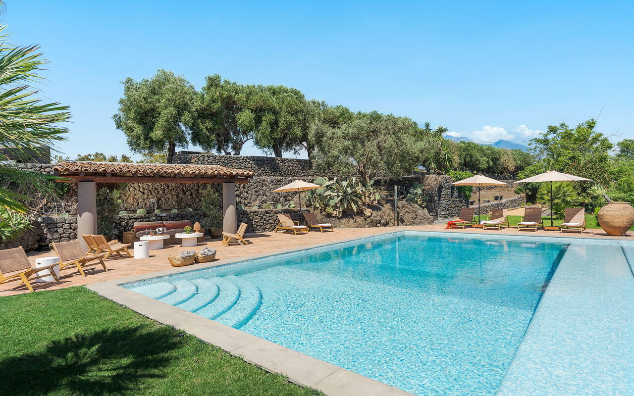 Villa Continella: Außen, Draussen, Garten, Schwimmbad