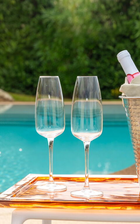 Villa Marinella: Außen, Schwimmbad