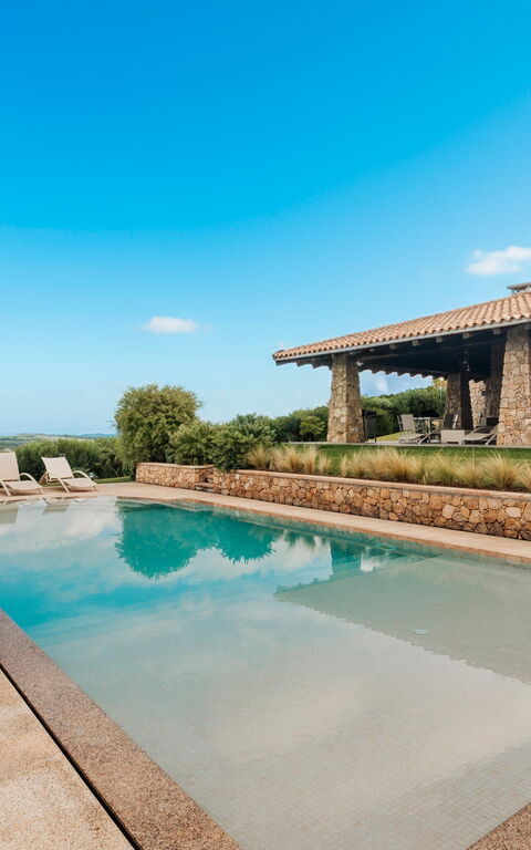 Villa Marinella: Außen, Schwimmbad