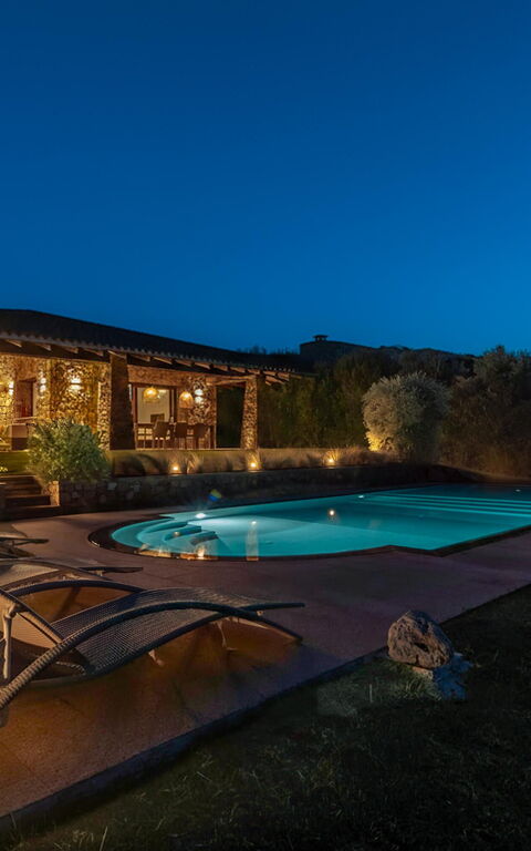 Villa Marinella: Außen, Schwimmbad