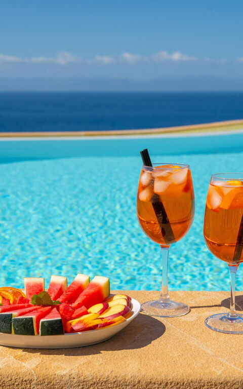 Villa Atlantide: Ansichten, Außen, Draussen, Schwimmbad