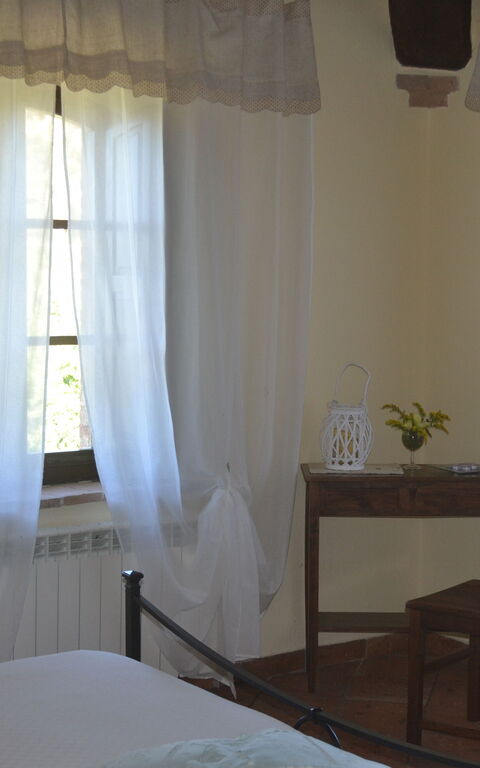 Podere Peteglia: Schlafzimmer