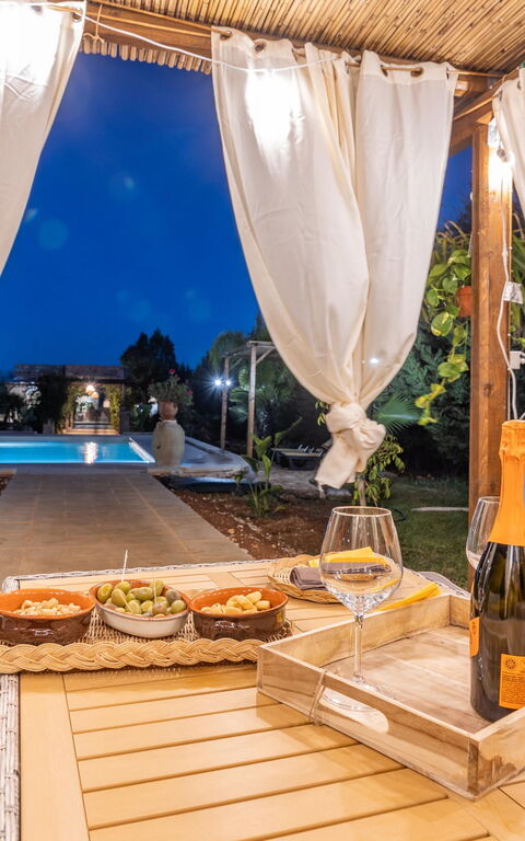 Villa Renedda: Außen, Balkon / Terrasse / Patio, Draussen, Schwimmbad