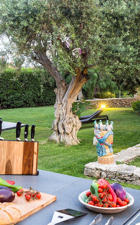 Villa Profumo D'Oriente: Außen, Draussen, Garten