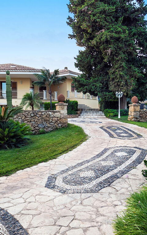 Villa Profumo D'Oriente: Außen, Draussen, Garten