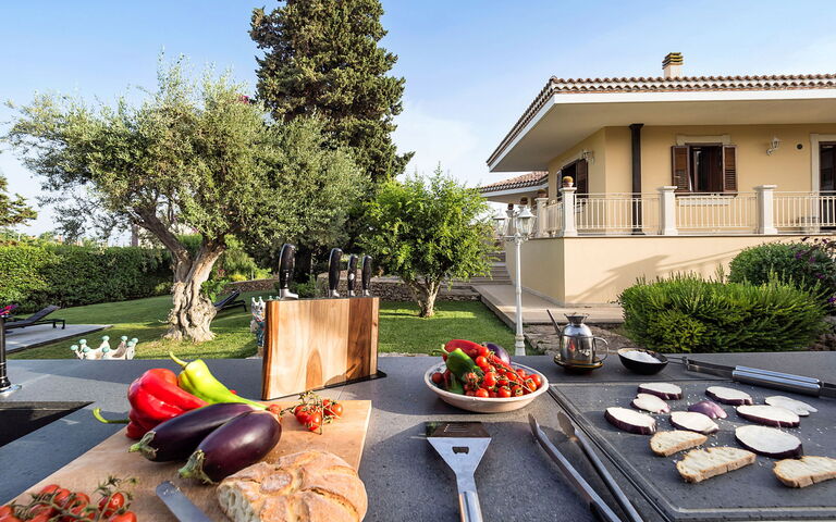 Villa Profumo D'Oriente: Außen, Draussen, Garten