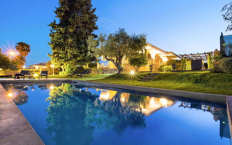 Villa Profumo D'Oriente: Außen, Draussen, Garten, Schwimmbad