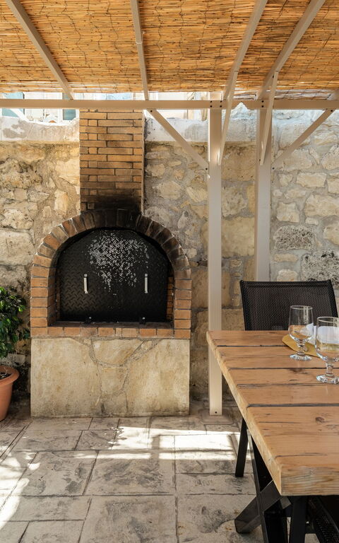 Villa Olympia: Außen, Balkon / Terrasse / Patio, Draussen