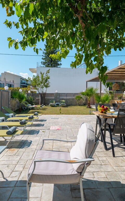 Villa Olympia: Außen, Balkon / Terrasse / Patio, Draussen