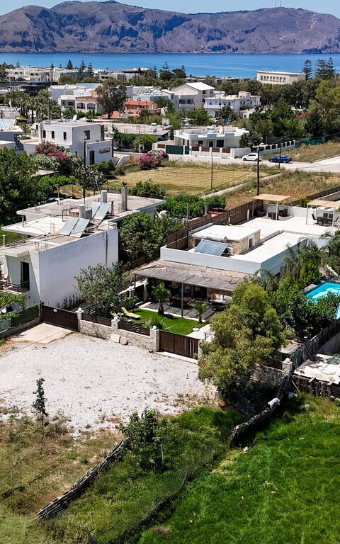 Villa Olympia: Ansichten, Schwimmbad