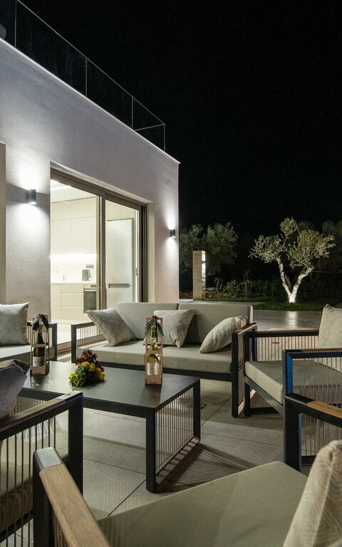 Villa Vasilissa: Außen, Draussen, Schwimmbad