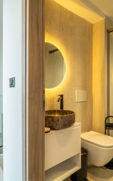 Villa Vasilissa: Bad