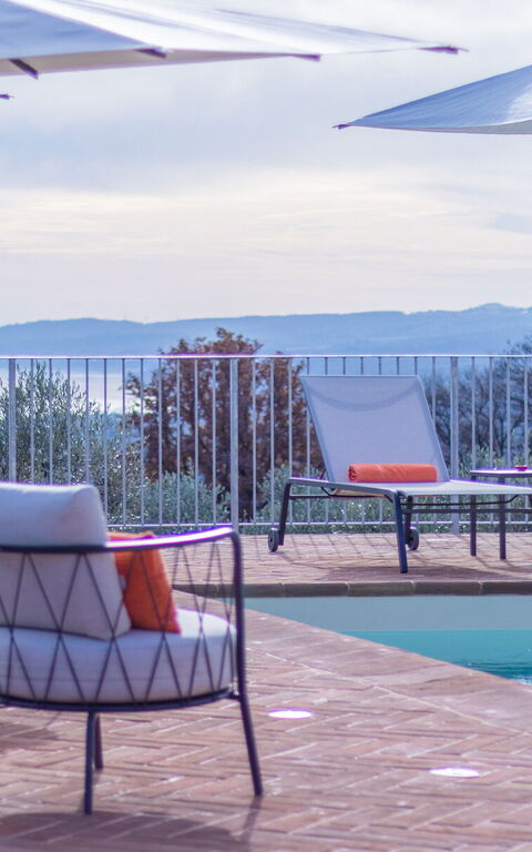 Tenuta Poggio Guiano: Ansichten, Außen, Draussen, Schwimmbad