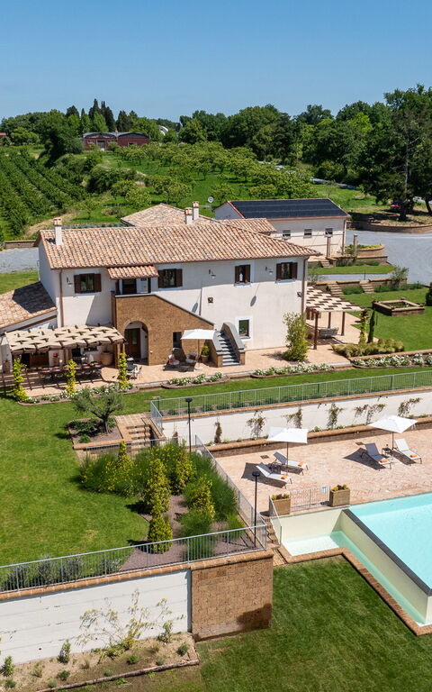 Tenuta Poggio Guiano: Außen, Draussen, Garten, Schwimmbad