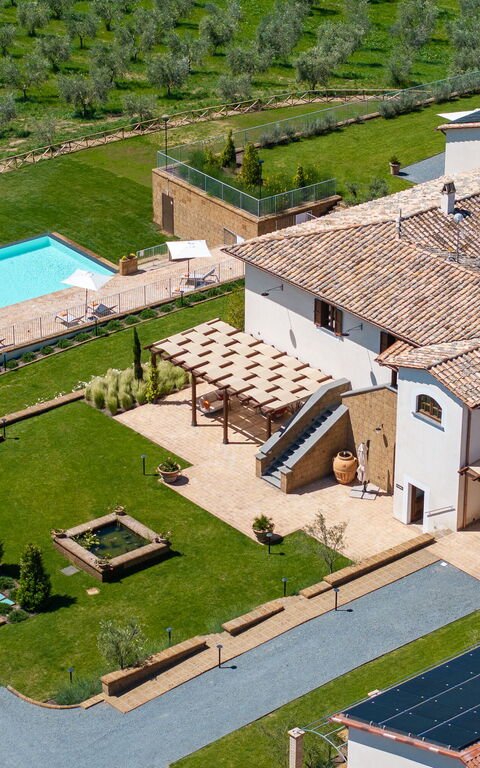 Tenuta Poggio Guiano: Ansichten, Außen, Draussen, Garten, Schwimmbad