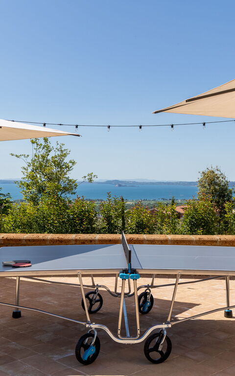 Tenuta Poggio Guiano: Ansichten, Außen, Balkon / Terrasse / Patio, Draussen