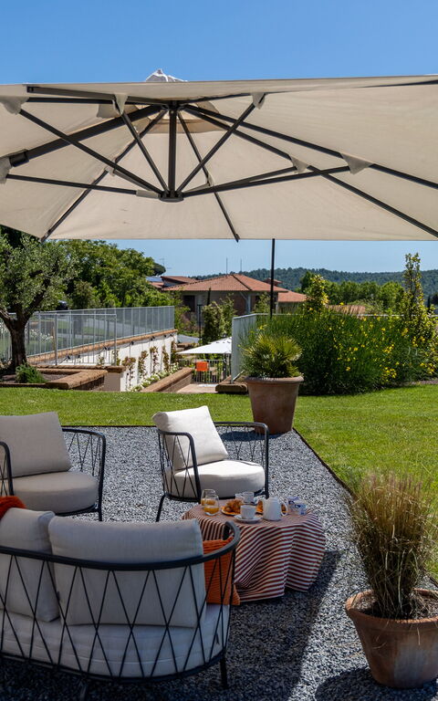 Tenuta Poggio Guiano: Außen, Draussen, Garten