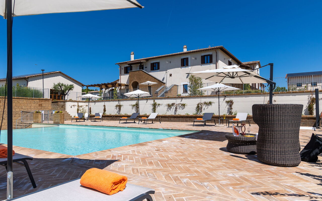 Tenuta Poggio Guiano: Außen, Draussen, Schwimmbad